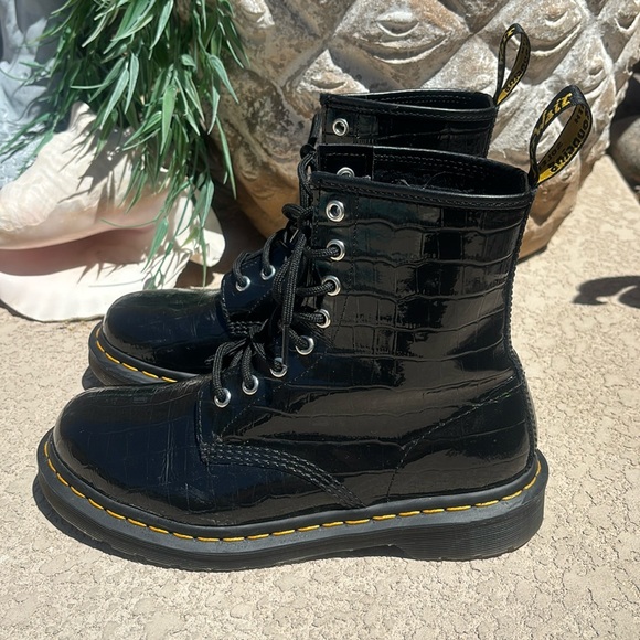 Dr. Martens 1460 Womens Patent Leather Croc Embossed Size 8 NEW - Picture 7 of 14